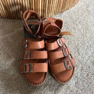 NWT Spring Step Alexcia Ankle Strap Sandals - Size 42 / US 10.5 - 11 - Tan